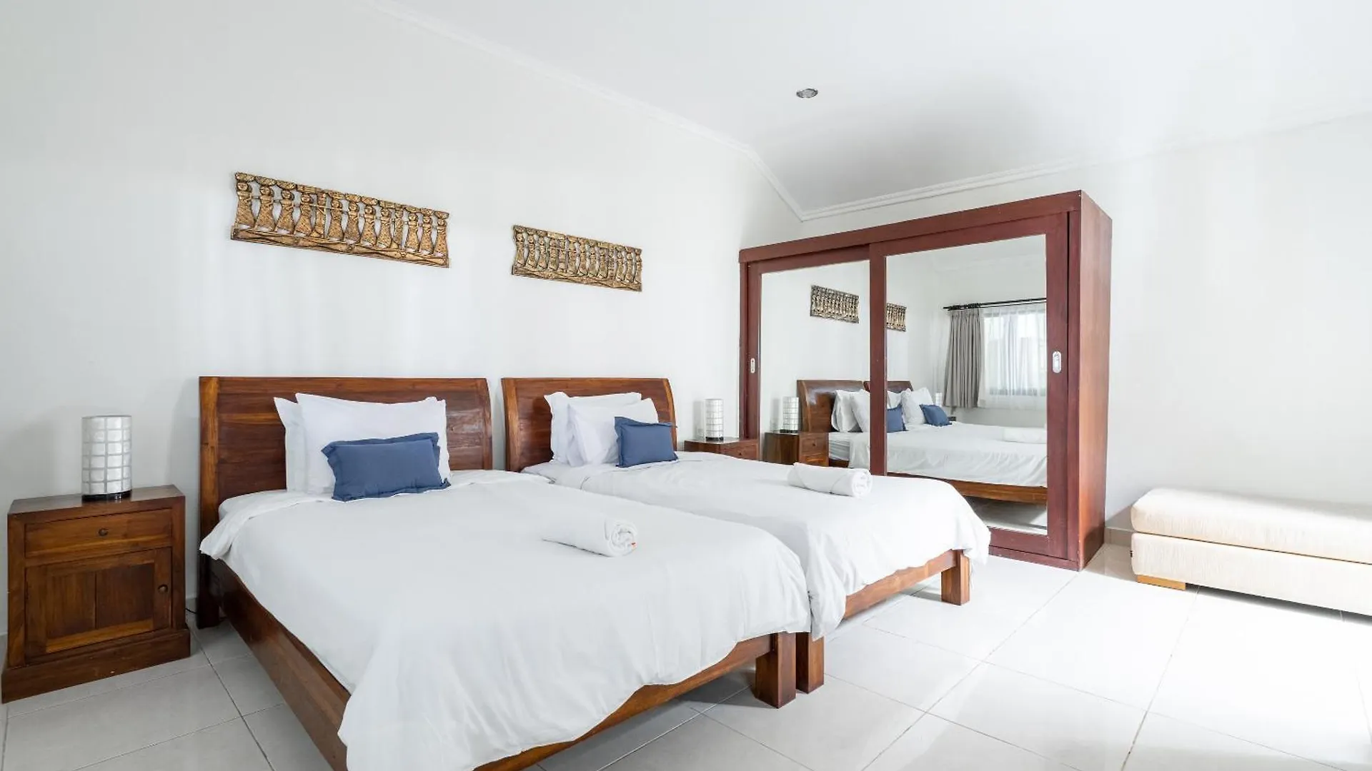 10 Bedroom Villa Vista Seminyak